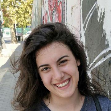Carlota Vega's avatar