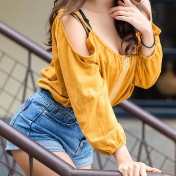 Situs Judi Online Terpercaya Qqbombola88's avatar