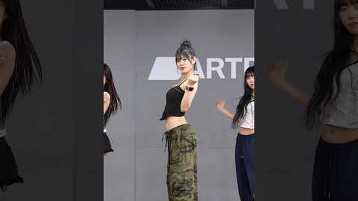 너에게 더 깊이 빠져가 #lipshipskiss #혜림 #Hyerim