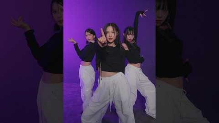 #지나 #혜경 #윤재 'HUNTR/X - Golden' Dance Cover #Jina #Hyegyeong #Yoonjae